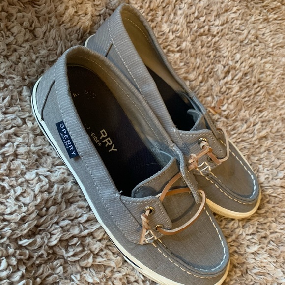 Sperry’s memory foam bot shoes - Picture 1 of 5